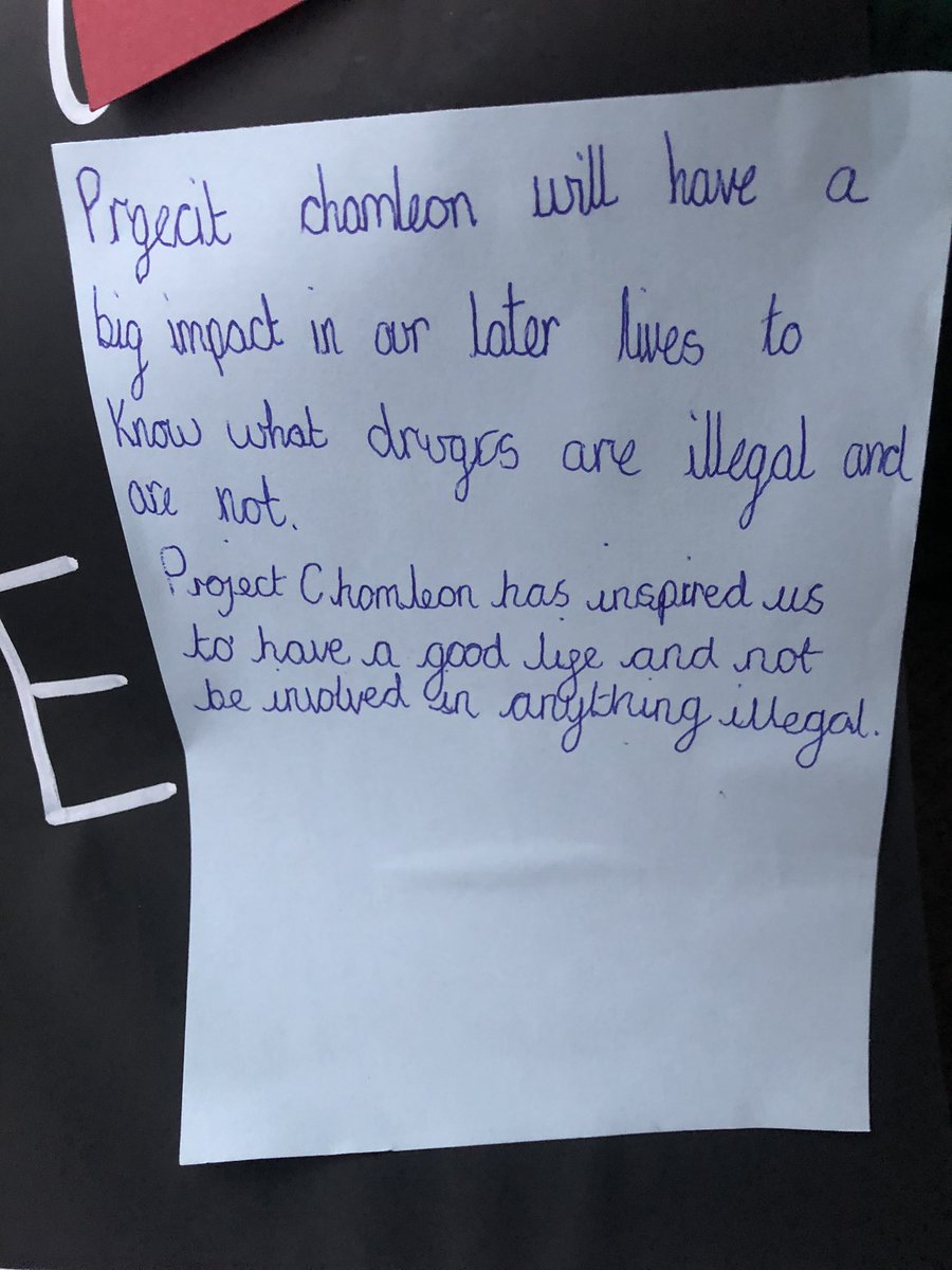 Hayeli123's tweet photo. @GlobalPolicing @TNLComFund #nationallottery This afternoon was a celebration of Bolton North Primary Schools completing Project Chameleon. Guest of Honour was The Deputy Mayor of Bolton who listened to what the pupils learnt before presenting them with their certificates.  👌👏 https://t.co/1kLX4Z6y5g