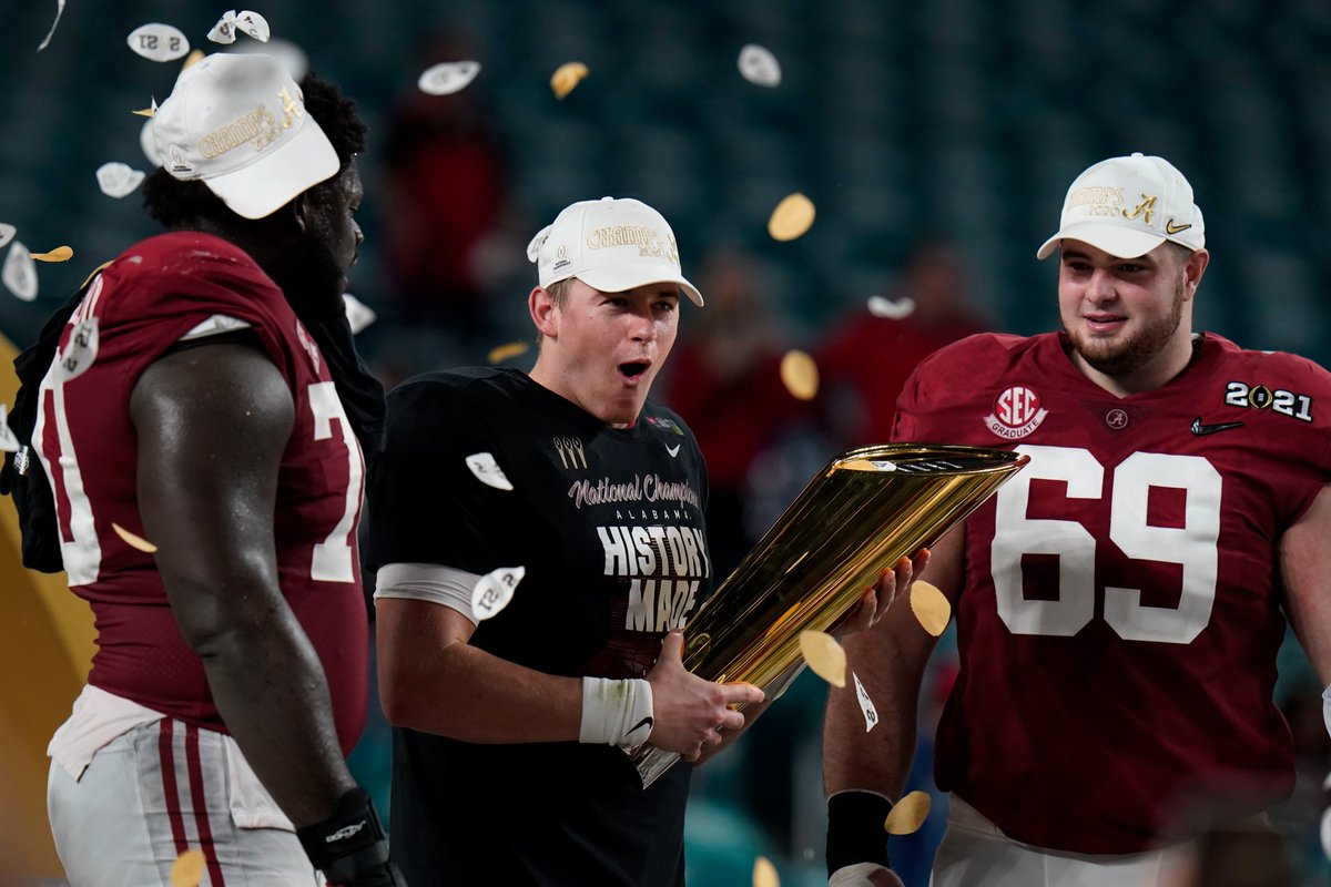 BleacherReport's tweet photo. Which team has the greatest #NationalChampionship title run of all time? https://t.co/tGajXHiSaP