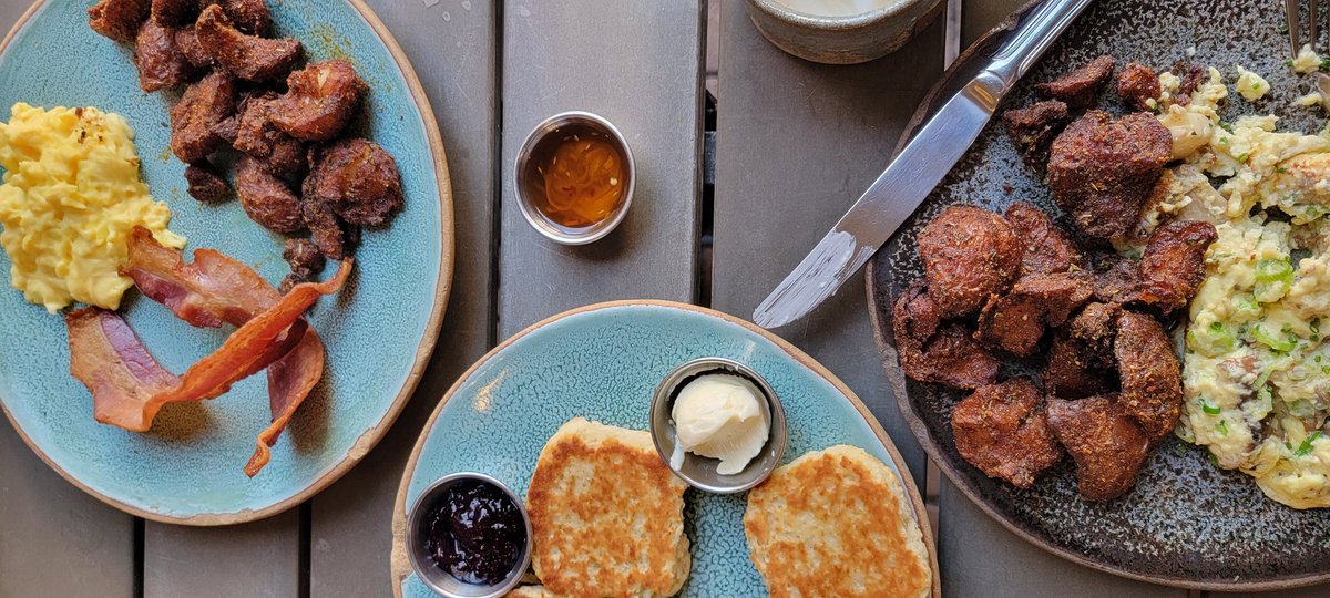 Breakfast at Bearcat, thank you for the reco <a href="/kodacohen/">Robert Cohen</a>!