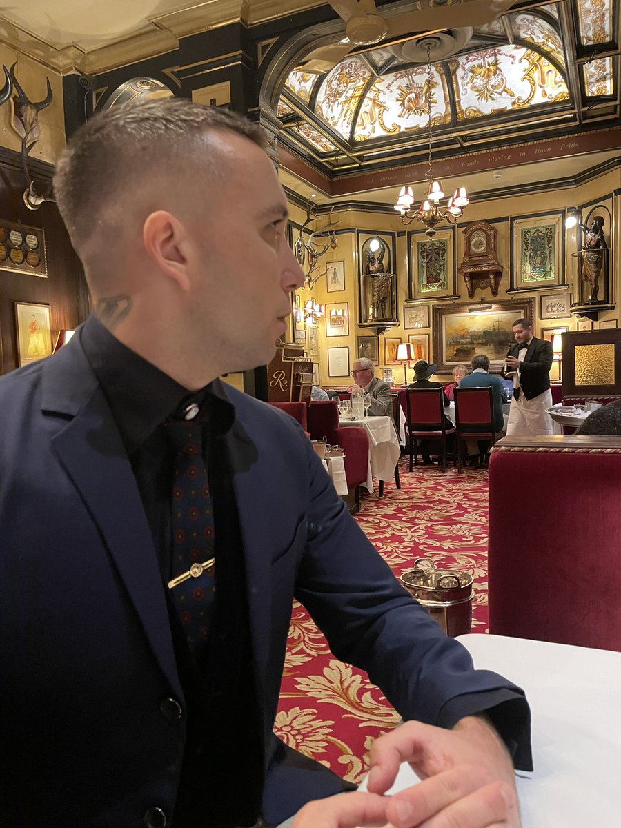 MattiaBriga's tweet photo. Sondaggio : gli anni me li porto meglio io che oggi ne faccio 34 o Sei di Mattina che oggi ne fa 10 ? 🎂 https://t.co/gwAuEbuZp2