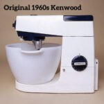 amsr_uk's tweet photo. 🎓👩"Hey Lady"-Perceptions of 'women in the kitchen'-Putting on a Show' Kenwood Chef, from the 1960s🎓
Article in latest newsletter (Issue 4-2022) by #AliceNaylor looks ....
Read more👉: 📖https://t.co/SKEQzJtItH📖
#plymouthuniversity #history #pastpresentfuture #tweetmrs https://t.co/9pJWbcqAes