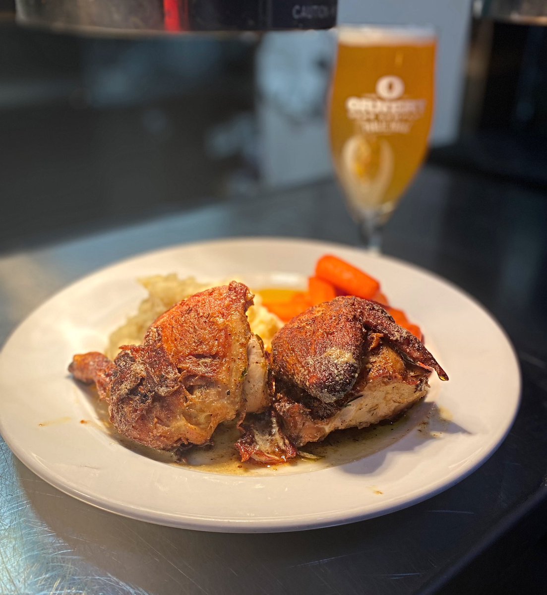 OrneryBeer's tweet photo. Winner Winner Chicken Dinner...or Lunch! πΊ
Witty Chicken dish and Down Wit It Beer...perfect for todays menu!
Doors open at 11am. It's nice and warm inside...we are waiting for you!
#ornerybeer #food #beer #tuesday #comeonin #warmerinside #cityoffairfax #townoffairfax https://t.co/3q15DziGQU