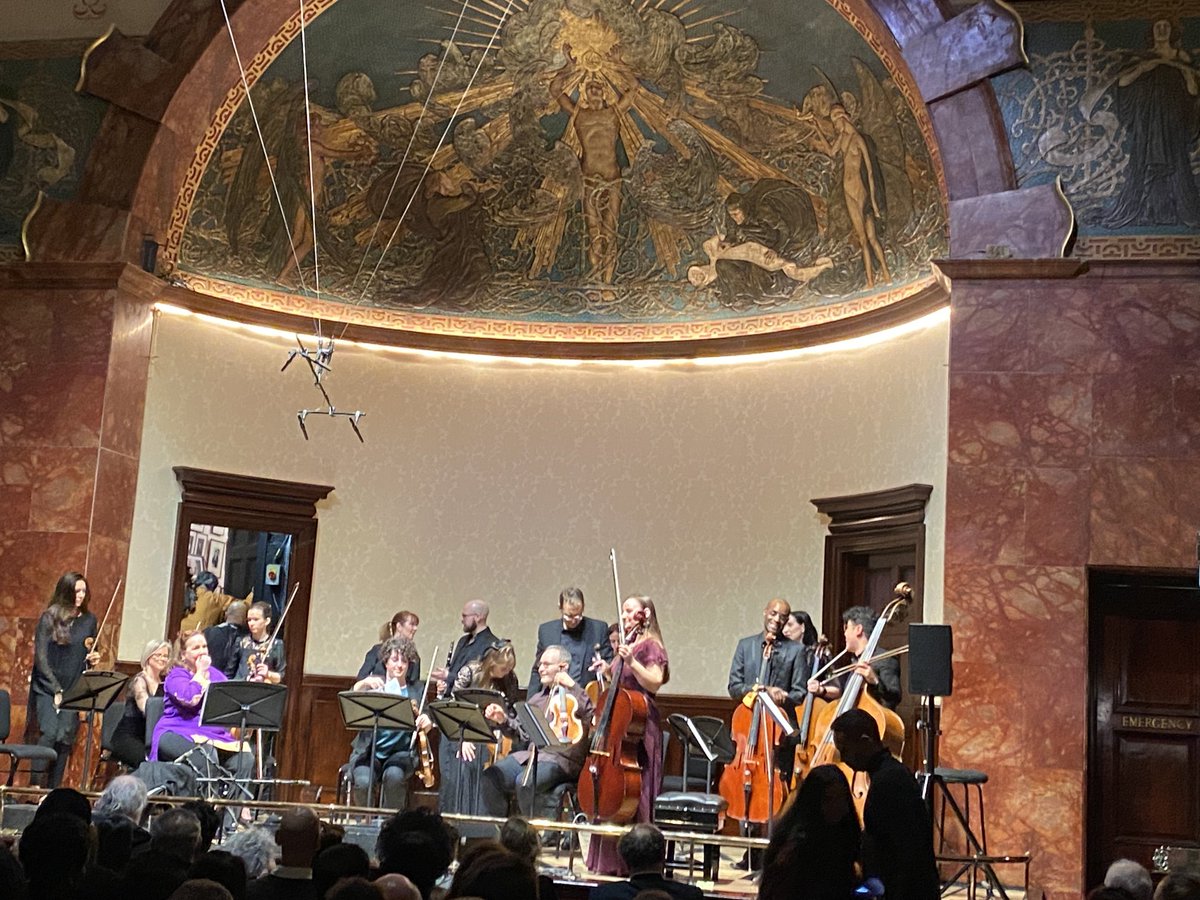 sanjeespouts's tweet photo. A joyful performance with the great sarod maestro @AAKSarod and the @RefugeeOrchProj #Samaagam combined 12 #ragas arrangement for orchestra by #Luton own #DavidMurphy @pulseconnects @Kadamdance @wigmore_hall https://t.co/4GczLM9pqY