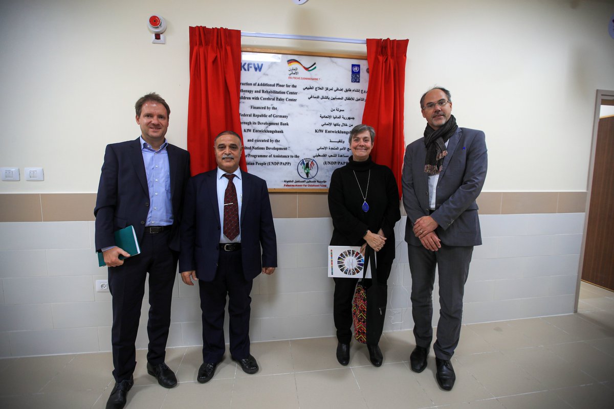 UNDPPalestinian's tweet photo. 🇩🇪 🇺🇳 #UNDP &amp; #Germany inaugurated today an additional floor at the Palestine Avenir for Childhood Foundation in Gaza
W/ $260K from Germany via #KfW, the lives of 1370 children with cerebral palsy will be positively impacted 👦🏻👧🏽

#LeaveNoOneBehind
#GlobalGoals https://t.co/wVLxGyKYbc
