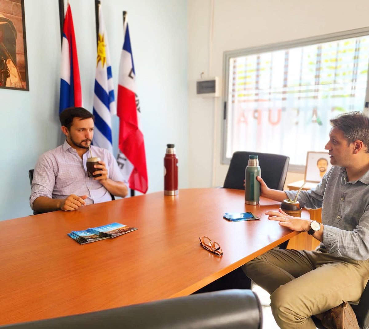 En la mañana recibí la visita del Intendente interino <a href="/MarcosPerez62/">Marcos Pérez 🇺🇾</a> . Con temas como el vertedero de la zona este de Florida sobre la mesa, la selección de Casupá representando al fútbol de Florida Interior y la iluminación del estadio Parque Libertad. Seguimos avanzando!