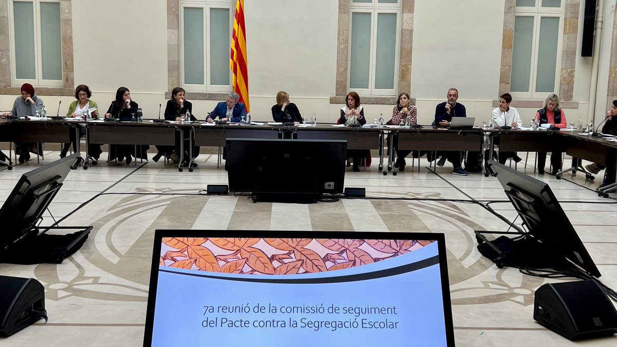 Parlament de Catalunya tweet media