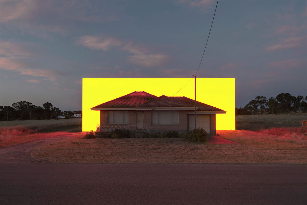 Juxtapoz Magazine tweet media