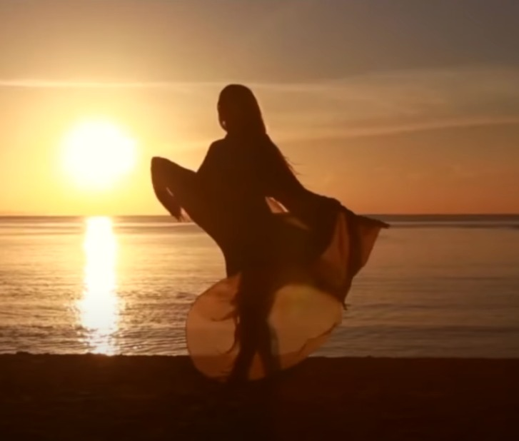 ❤😉🤩😍🙃❤ The Sound Of Love - Nathalie
youtu.be/RVBt7J7HL4k