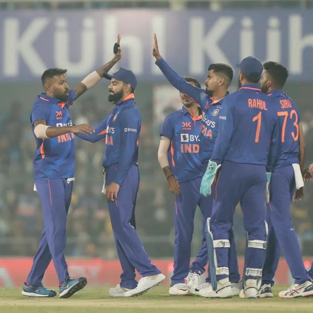 ShreyasIyer15's tweet photo. Perfect start to the series 💪🇮🇳 https://t.co/EtoyyOwhcJ