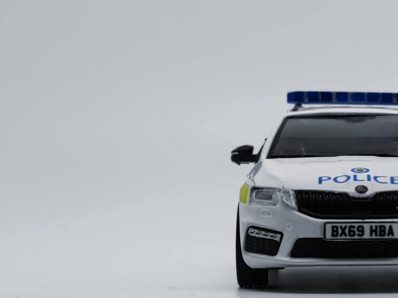 blue_code3's tweet image. 1/43 West Midlands Police Dog Unit Skoda Octavia VRs #OPS149