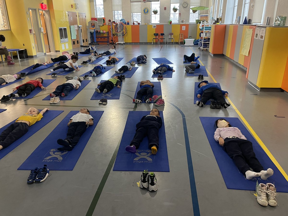 yoginiyegros's tweet image. Kicking off the 2nd Week of 2023 with #timeouttuesday! Have you given yourself a #mentalhealth #timeout yet this year? It’s never too late! Our @PS66JKO knights know the importance of #yoga and #meditation breaks. 💕🧘🏽‍♀️🧘🏿🧘🏿‍♂️😮‍💨💕 #yogainschools #mindfulness #SEL @NYCSchools @D27NYC