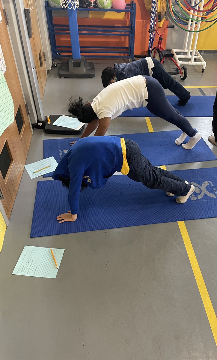 yoginiyegros's tweet image. Kicking off the 2nd Week of 2023 with #timeouttuesday! Have you given yourself a #mentalhealth #timeout yet this year? It’s never too late! Our @PS66JKO knights know the importance of #yoga and #meditation breaks. 💕🧘🏽‍♀️🧘🏿🧘🏿‍♂️😮‍💨💕 #yogainschools #mindfulness #SEL @NYCSchools @D27NYC