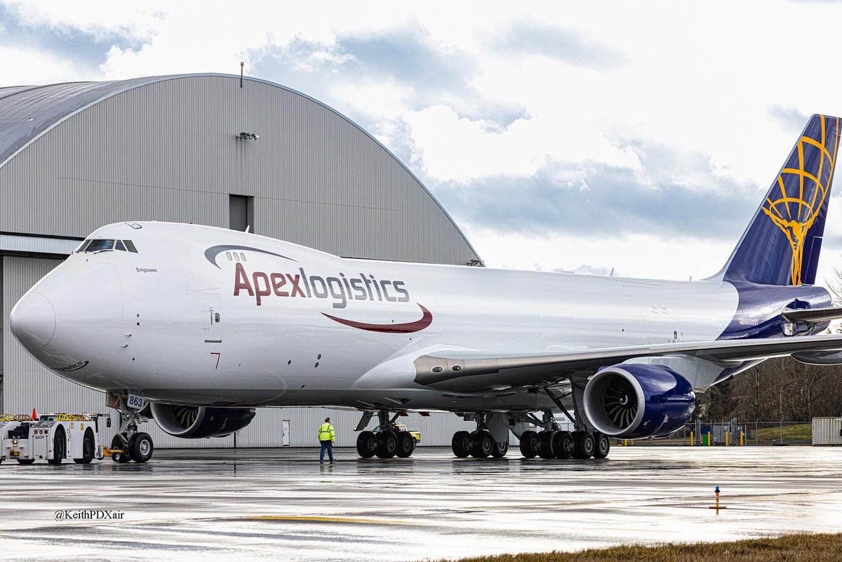 KeithPDXAir's tweet image. The last @Boeing #747 rolled out of paint yesteday.  Bitter sweet moment.  End of an era!  Long live #Queenoftheskies 
The last frame going to @AtlasAirWW #N863GT 
#avgeek #boeing747 #boeing #atlasair #aviation