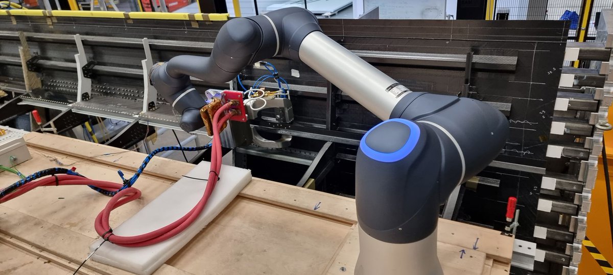 HumaRobotics tweet media