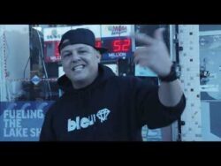 DopeHipHopApp's tweet image. Mic Bles x Level 13 “Levels In The Game” 2023

U.S.A

Mic Bles’ “Levels In The Game” is a powerful and soulful track that showcases the rapper’s journey through the cutthroat world of hip-hop. The boom bap beat, produced by Level 13, perfectly complement… ift.tt/7oMDzHP