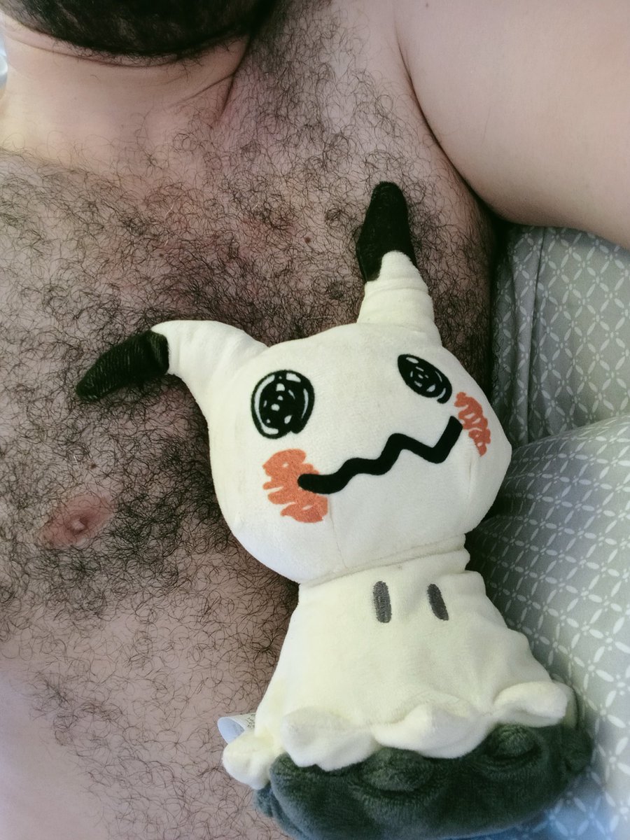 dualcorebear's tweet photo. Do you want to touch my #mimikyu ? #Pokemon #plushie #hairychests https://t.co/6TIT4hdn14