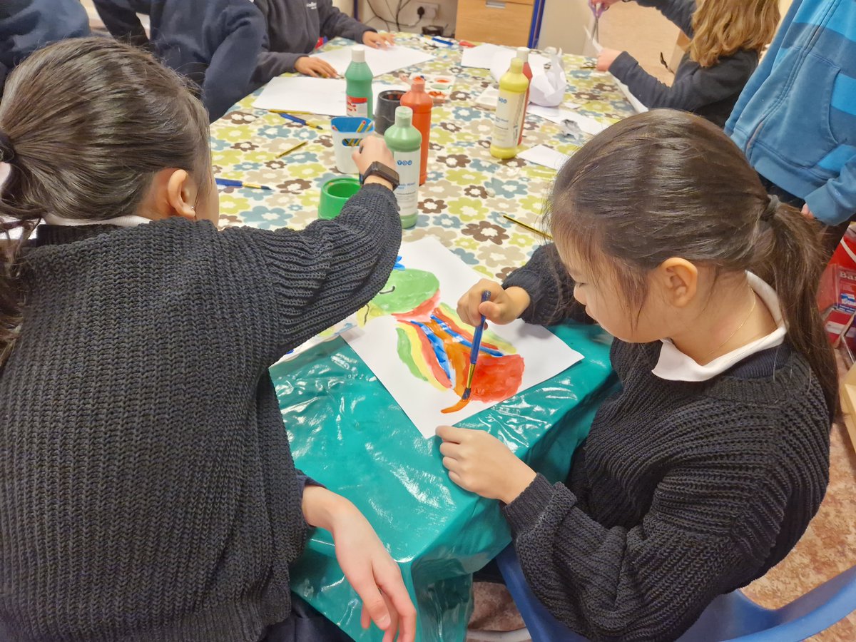 Windlesham House tweet media