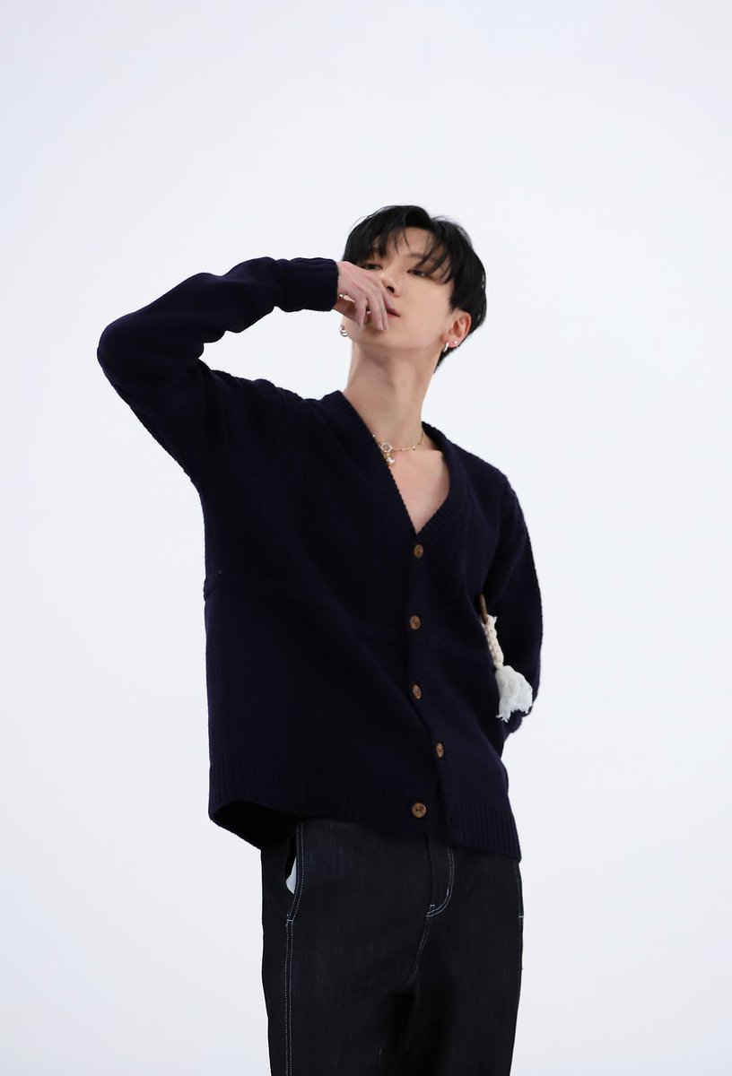 230110 [Naver Post] Weekly Idol Update with #TEN

🔗: m.post.naver.com/viewer/postVie…

#TEN #TENChittaphon #李永钦 #เตนล์ #텐 #テン #WayV #威神V #SuperM #NCT