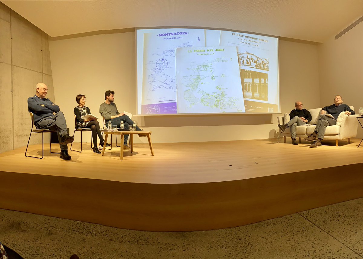 SEiXarxes's tweet photo. 4️⃣0️⃣ ANYS APRENENT AL TERRITORI
✨Celebració del 40 aniversari dels Camps i Entorns d’Aprenentatge 🐠👩🏼‍🌾⛵️👷🏾‍♂️🐥🕵🏻🌋👨🏽‍🍳🪴
Inicis, passat i futur dels CdA/EdA’s: taula rodona amb les persones fundadores dels primers camps.
@JMoralCastrillo @marcpc4 @manela611 https://t.co/fehYXa7QKO