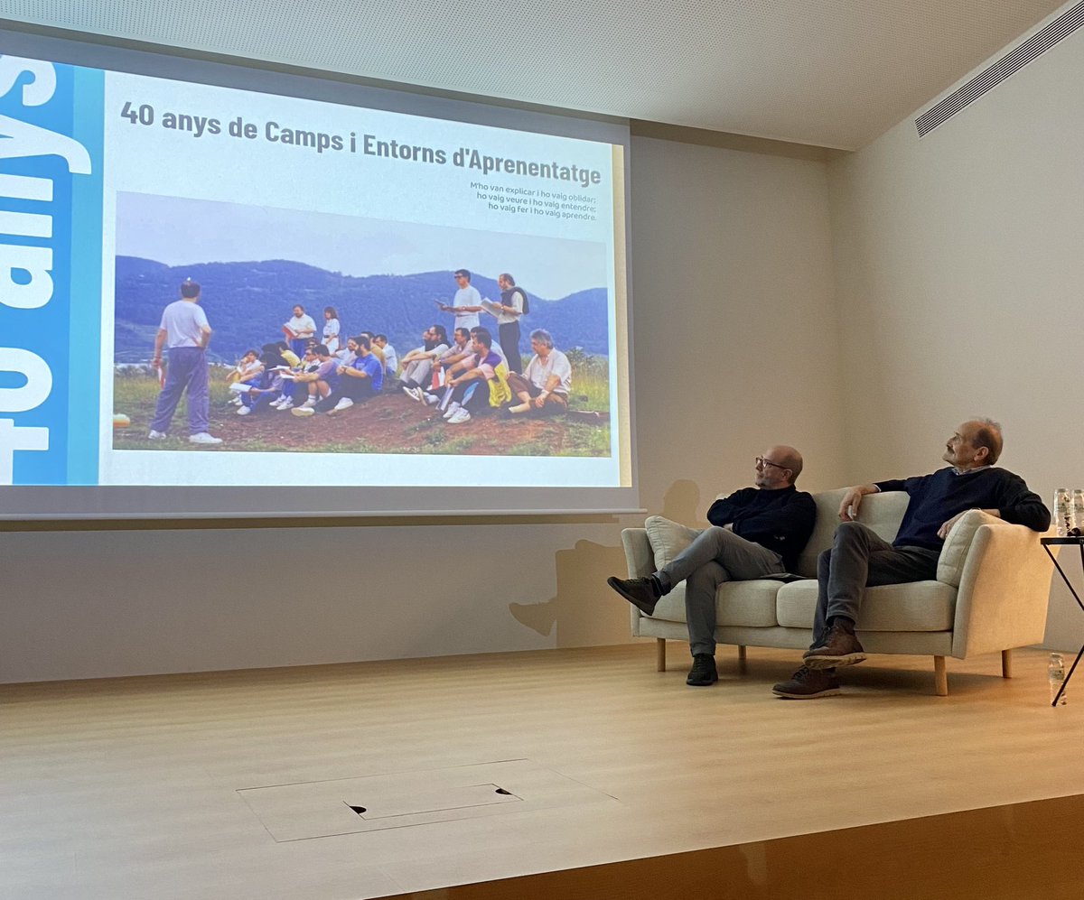 SEiXarxes's tweet photo. 4️⃣0️⃣ ANYS APRENENT AL TERRITORI
✨Celebració del 40 aniversari dels Camps i Entorns d’Aprenentatge 🐠👩🏼‍🌾⛵️👷🏾‍♂️🐥🕵🏻🌋👨🏽‍🍳🪴
Inicis, passat i futur dels CdA/EdA’s: taula rodona amb les persones fundadores dels primers camps.
@JMoralCastrillo @marcpc4 @manela611 https://t.co/fehYXa7QKO