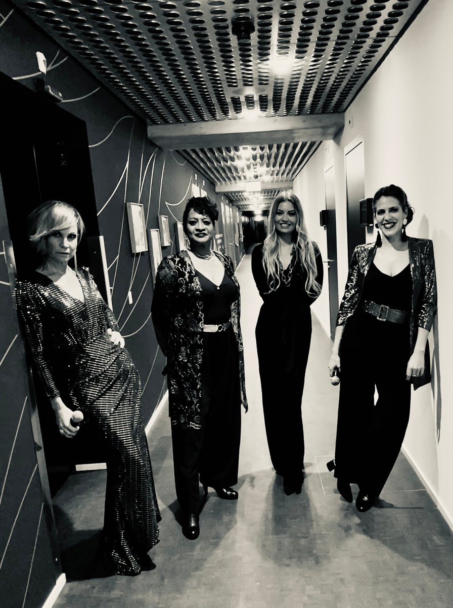 FredaGoodlett's tweet photo. Greatest SoulDivas Tribute - Stadttheater, Langenthal
January 11 2023 feat-Tanja Dankner, Freda Goodlett, Risiane El Harat, Nyssina Swerissen &amp; Romeo Meyer https://t.co/RHf3vZPlNC