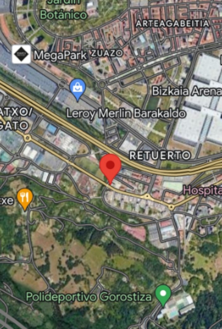 Incendio de vehículo, N634 Retuerto #Barakaldo #Bomberos en camino
Furgoneta…