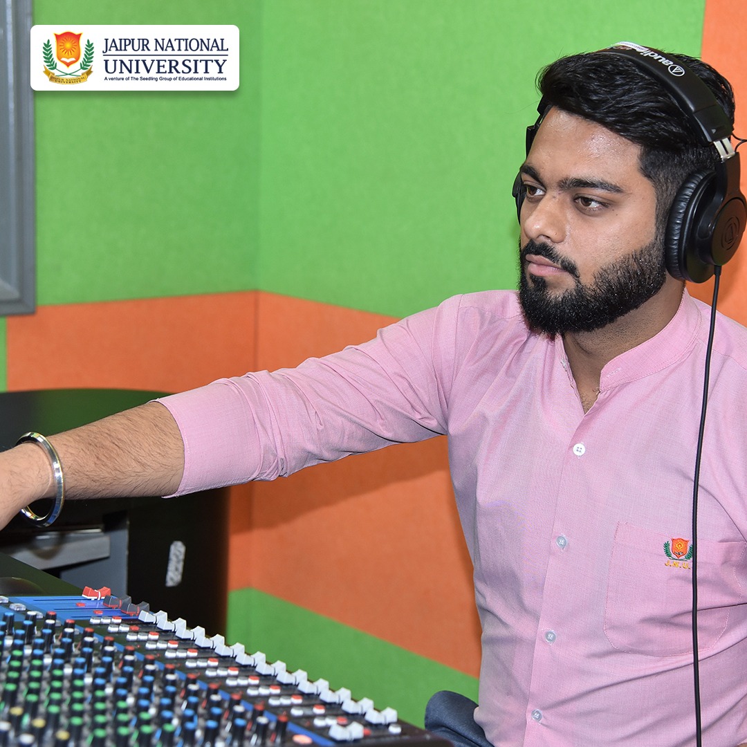 JAIPURJNU's tweet photo. #Tuneinandturnup the volume - Jaipur National University is proud to present their very own #radiostation! It's a great way to #stayconnected with the #university and keep your ears open for the latest #news.
#JNURadio #RadioStationJNU #RadioStation #JaipurNationalUniversity https://t.co/MQBFpPtBR5