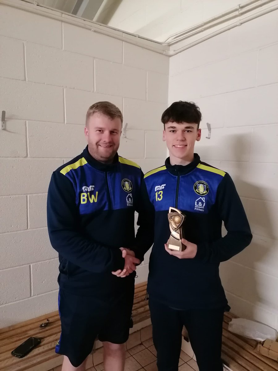 December Player of the Month <a href="/jsykes110/">jsykes1_</a> presented with his trophy at training last night sponsored by @kls_mediauk ⚽️🏆