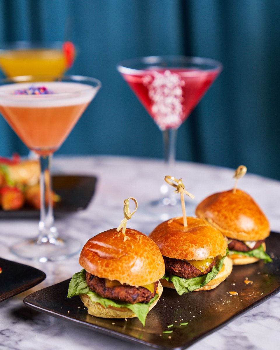 Dirtymartiniuk's tweet photo. Going Vegan this January?

We've got you... Try our Vegan Cheeseburgers with a plant-based patty and vegan cheese! 🍔 https://t.co/3C6tNLBf43