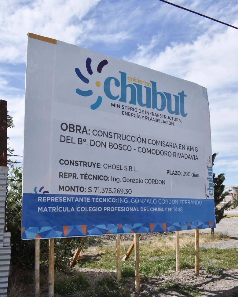 SIEPChubut's tweet photo. Estamos construyendo una nueva comisaría en Comodoro Rivadavia 👮‍♂️👮‍♀️ 

🚔El edificio, ubicado en el barrio Don Bosco, se desarrollará en planta baja y estará dividido en un área administrativa y un área de detención transitoria. 

#ChubutEnMovimiento https://t.co/vBkPjblbmT