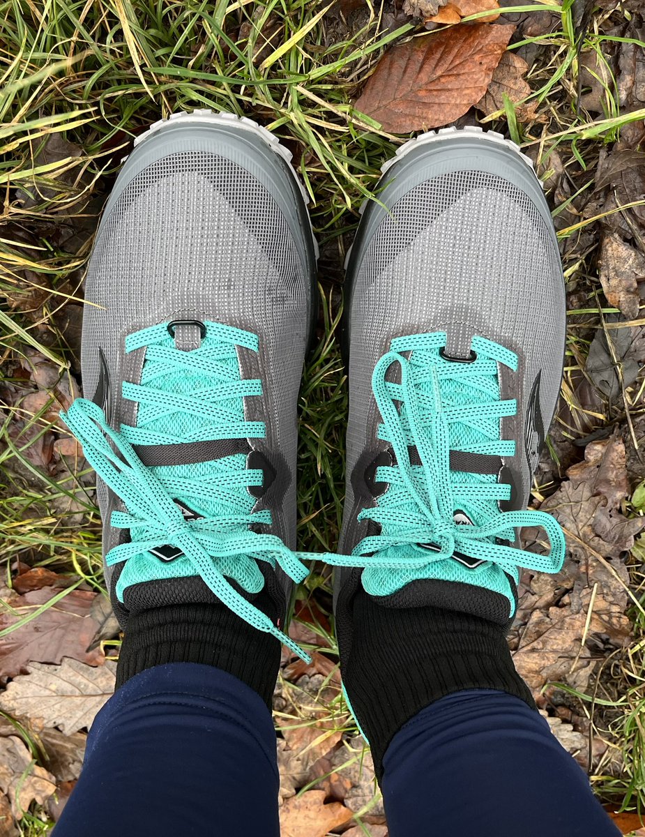 helengoth's tweet photo. Got me some trail shoes so I can enjoy some muddy fun!
Before…During…After! 🤪#Running #OffRoadRunning #Mud https://t.co/Uxevw9NenV