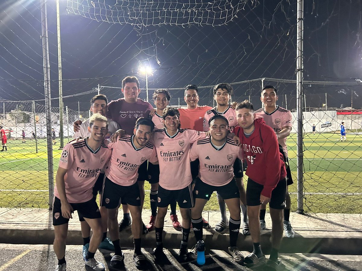 118_aguilas's tweet photo. SEMIFINAL COPA A
118 vs Bufalos
3-2
#HacemosLoQuePodemos
#BienJugadoBufalos
#FuerzaCheco 🫶🏻🫶🏻🫶🏻
Goles:
⚽️ @BernyEstrada07
⚽️⚽️ @fer7RG
#APor🏆 https://t.co/jV6tduZBNX