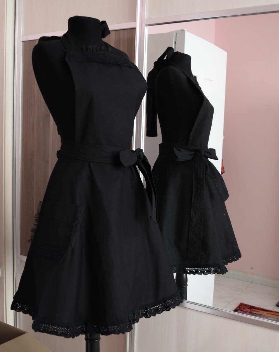 ShianaCraft's tweet photo. Black Apron with Tulle, Wednesday Apron, Shiny White Apron Plus Size https://t.co/zWErAMCjU5 via @Etsy 

#etsy #etsygifts #etsysale #sale #craftbizparty #etsyfinds #gifts #handmade #wednesday #wednesdaystyle #black #blackapron #white #whiteapron #lace #tulle #craft #crafthour https://t.co/xPXbYk6jPI