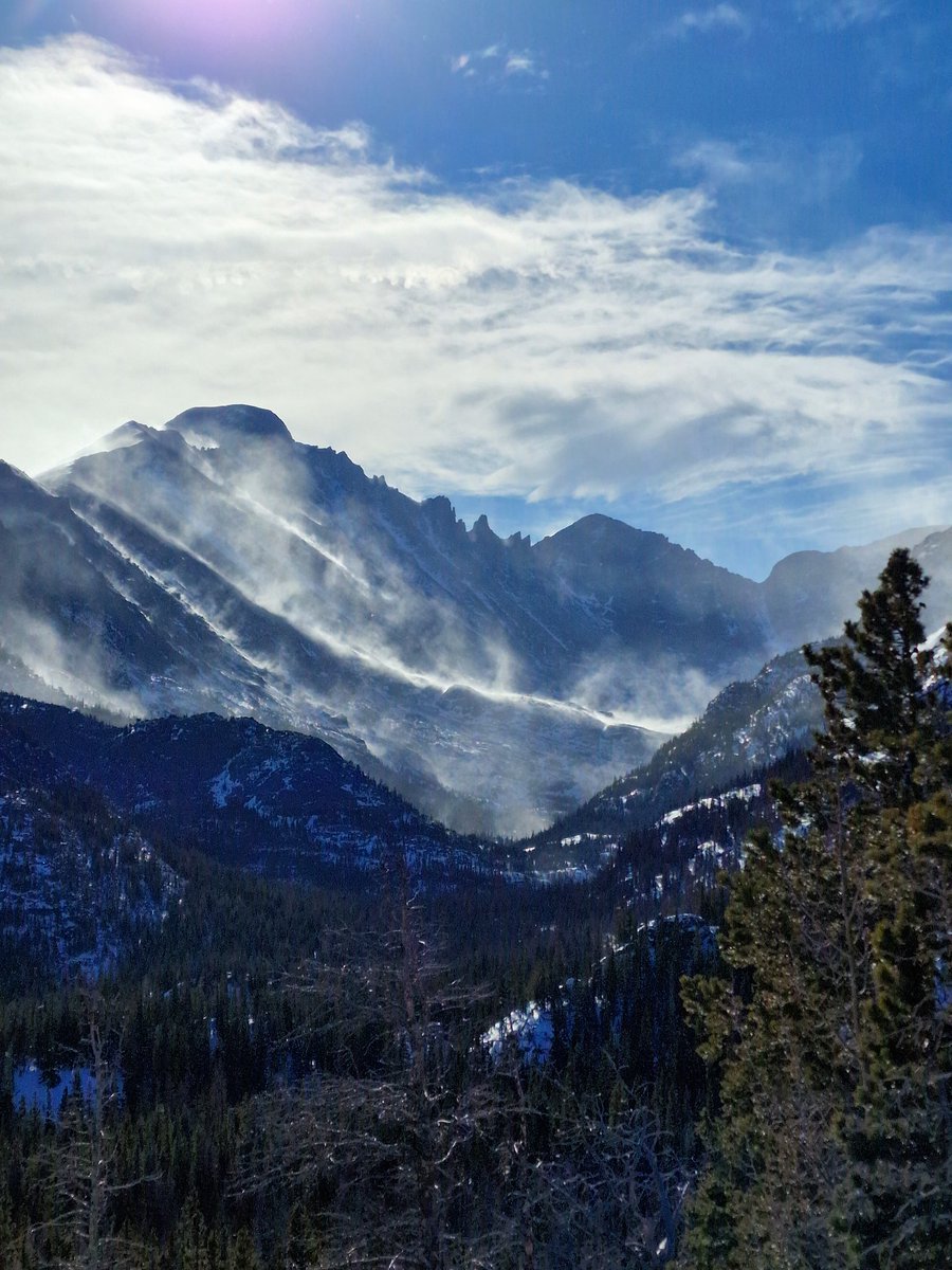 SilverMacTravel's tweet photo. There is no doubt that a trip to @VisitEstesPark during the winter months is a wise move. Spectacular views, great activity and not crowded in the nearby @RockyNPS
@Colorado #coloradowinter #coloradolive https://t.co/T90CIZ8Ut8