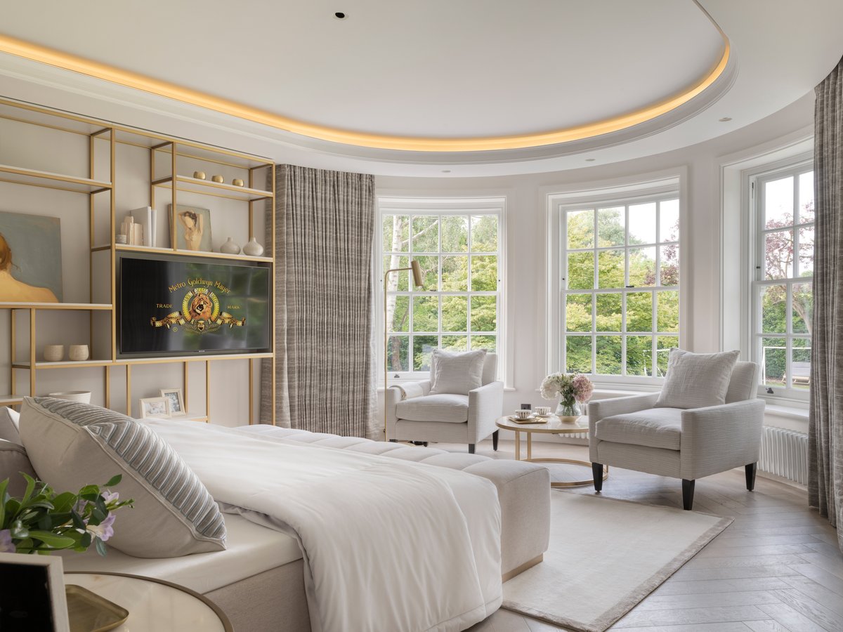 LLinteriors's tweet image. One of LLI Design's latest projects -  The redesign and renovation of an outstanding c. 5000 sqft detached home in a conservation area in Hampstead, London.

llidesign.co.uk/portfolio/hamp…

#interiordesign #architecture #interiors #hampstead