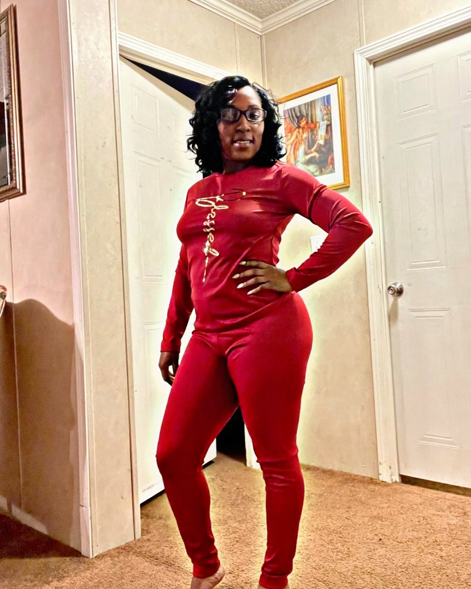 socrazyflow's tweet image. Book the look 
#tmcs #shopblack #modelbae #supportblackbusiness #supportyourfriends 
#tastyobsession #pearlms #rankincounty #tellafriend #fashionchic #fashiontrends #shopwithme #fashion #bookthelook #hashtag #ebonyessence #hotfashion #darkskincutie