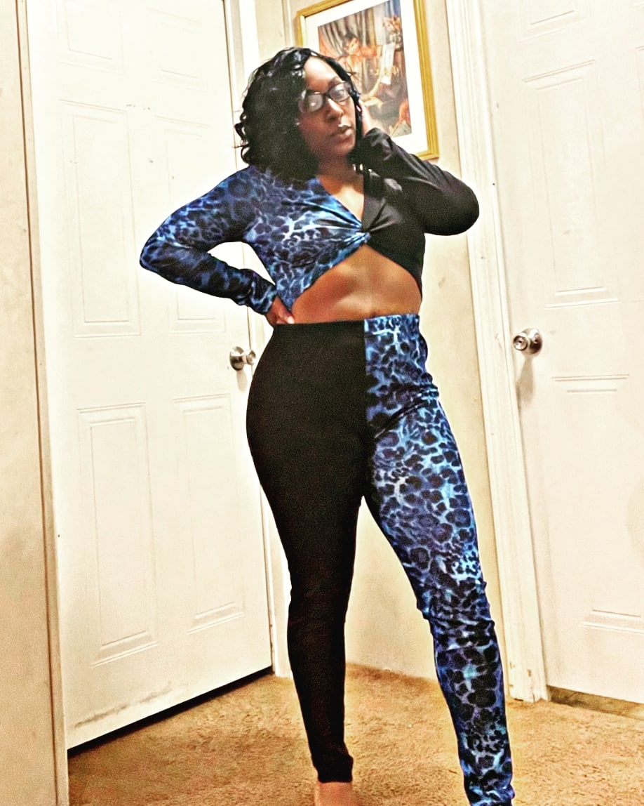 socrazyflow's tweet image. Book the look 
#tmcs #shopblack #modelbae #supportblackbusiness #supportyourfriends 
#tastyobsession #pearlms #rankincounty #tellafriend #fashionchic #fashiontrends #shopwithme #fashion #bookthelook #hashtag #ebonyessence #hotfashion #darkskincutie