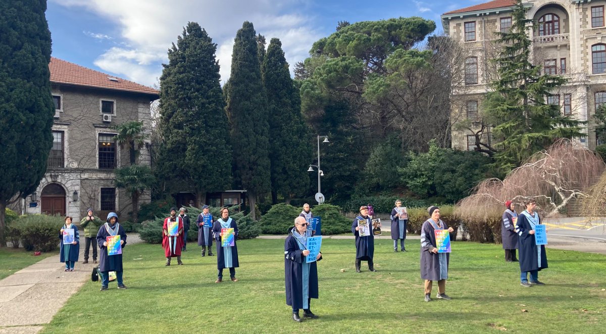 Bugün 10 Ocak 2023, Salı. Boğaziçi Üniversitesi’nde direnişin ikinci yılı tamamlandı, 106. haftası devam ediyor!!! Bugün direnişin 737. günü.