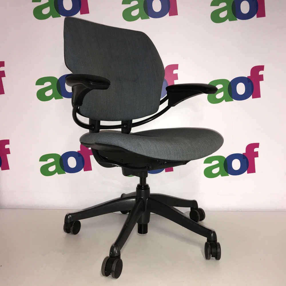 AOFurniture's tweet photo. For a top quality designer #officechair at a reduced price, check out our newly updated second hand range!
🏢💺🤑💷♻️🤝

https://t.co/KKMwXnOHOw

📞 08005593917
🖥️ sales@andrewsofficefurniture.com

#London #Essex #Northampton https://t.co/JhcwxRoMaa
