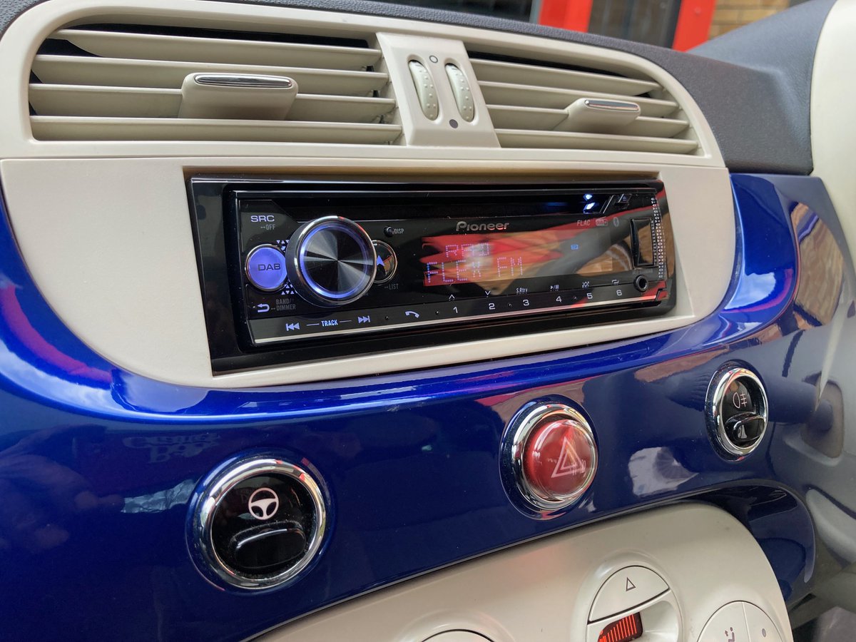 dynamic_audio's tweet photo. Fiat 500 2009 model upgraded with Pioneer DEH-S720DAB stereo using Connects2 fitting accessories. 

@FIAT_UK @Connects2 @PioneerUK https://t.co/Jxz8J5M1GK