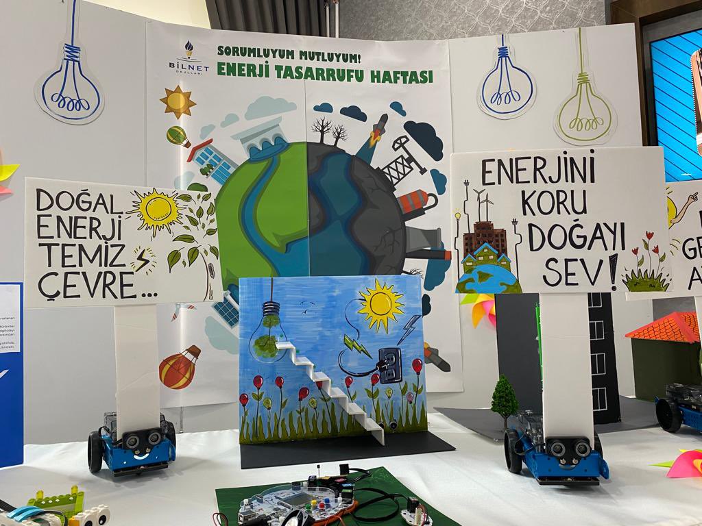 EmelTali2's tweet photo. Enerjini koru, dünyayı koru. #bilnetokulları #enerjinikorudünyayıkoru https://t.co/LSyK9KEwBA