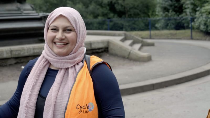 Kuumba_Imani's tweet image. Hey guys. 
Just want to share these amazing images captured on BBC North West from last night. 
Our very own activists Ibe- the founder of @cycleoflife8 and Shazia- the founder of Women On Bikes showing how amazing their schemes are for our community!

#bbc #activism

@M_Charters