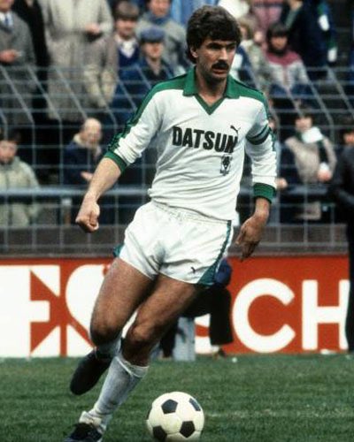 gnilbeiN's tweet photo. @werderbremen Wilfried… https://t.co/vW92BjjB8Y