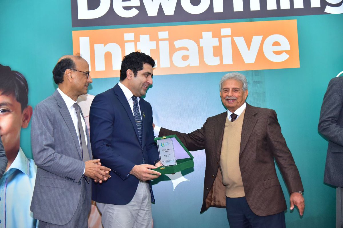 ZaeemZia's tweet photo. The inaugration of the deworming campaign in Islamabad.

The campaign will continue feom 9th to 25th January!

#Deworming #nutrition #Health #HealthForAll #Children #Healthy #school @nhsrcofficial https://t.co/UclR1Abcvt