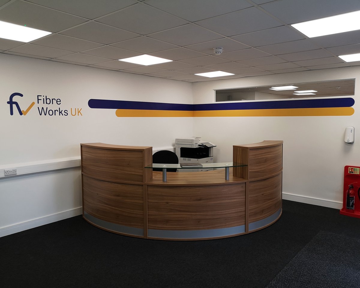 G_Print's tweet image. Office signs for Fiber Works UK in Godstone Surrey. 
We supplied and fitted vinyl graphics for the walls in the Fiber Works UK offices, Frosting manifestations, Contravision to the windows, and a Di-bond tray sign by the main entrance to the office. #officesigns #businesssigns