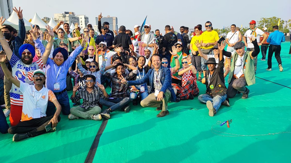 paavans's tweet photo. Glimpse of International Kite Festival 2023 with our Kitist India Team https://t.co/Uj5p7mc1m3 - #G20India #InternationalKiteFestival #Ahmedabad #Gujarat @AlokPandey_IAS @CMOGuj #kitist #kiteclub #kiteflyer #ahmedabadkitefestival @g20org https://t.co/Pn7xIWXuSW