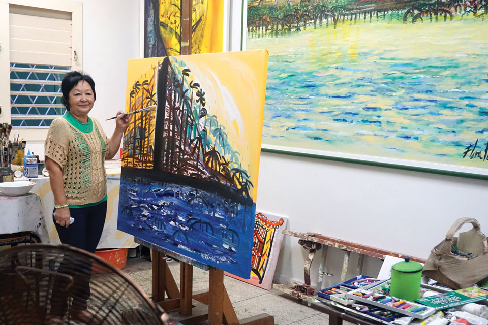 FloresLafita's tweet photo. El Museo de Bellas Artes de #Cuba🇨🇺 acogerá este martes la ceremonia de entrega del Premio Nacional de Artes Plásticas 2022, que en esta ocasión distingue la prolífica trayectoria de la creadora #FloraFong🇨🇺. 👉https://t.co/nEb7f0lWxg https://t.co/YdmJ1i87BZ