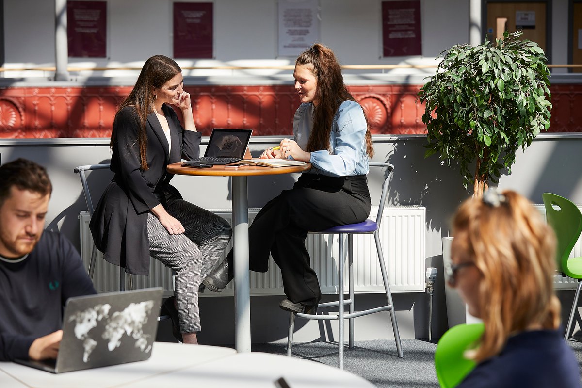 Leeds City College tweet media