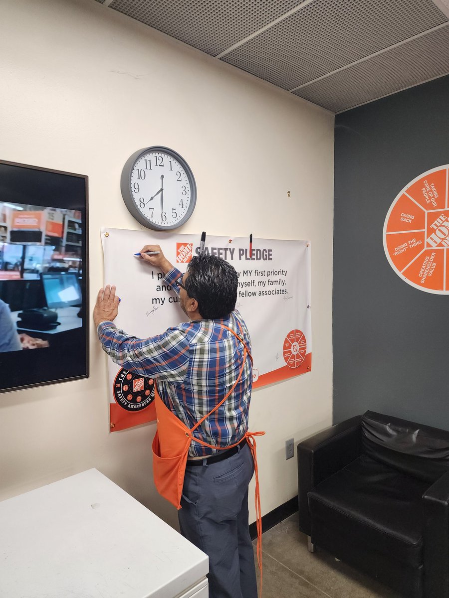 Jason Sauder tweet media