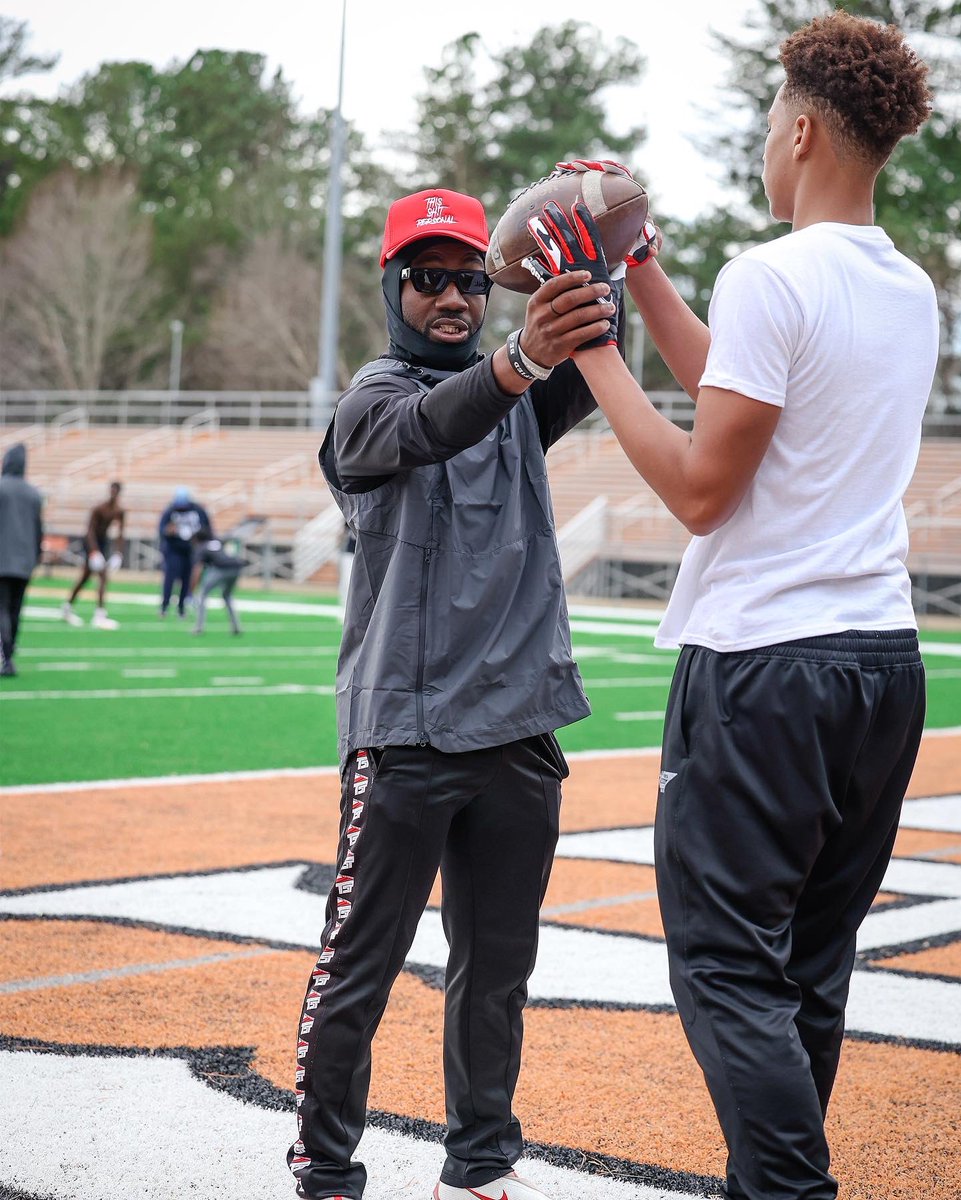 Coach Steph Brown tweet media